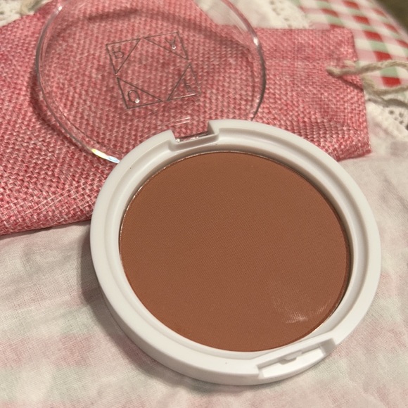 OFRA Blush Charm - Picture 2 of 4